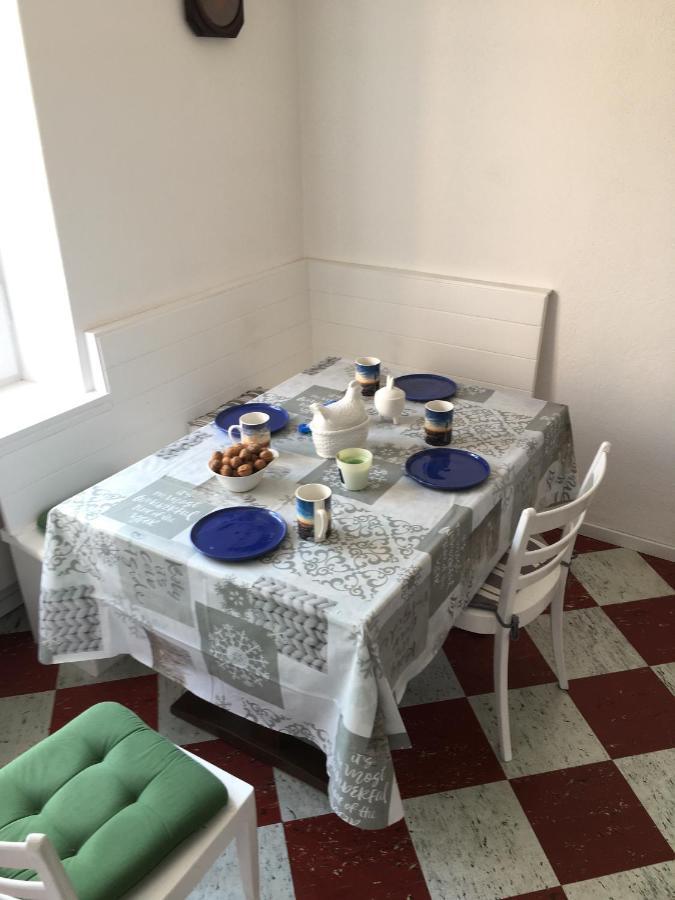 Chasa Sassalbo Bed & Breakfast Poschiavo Bagian luar foto